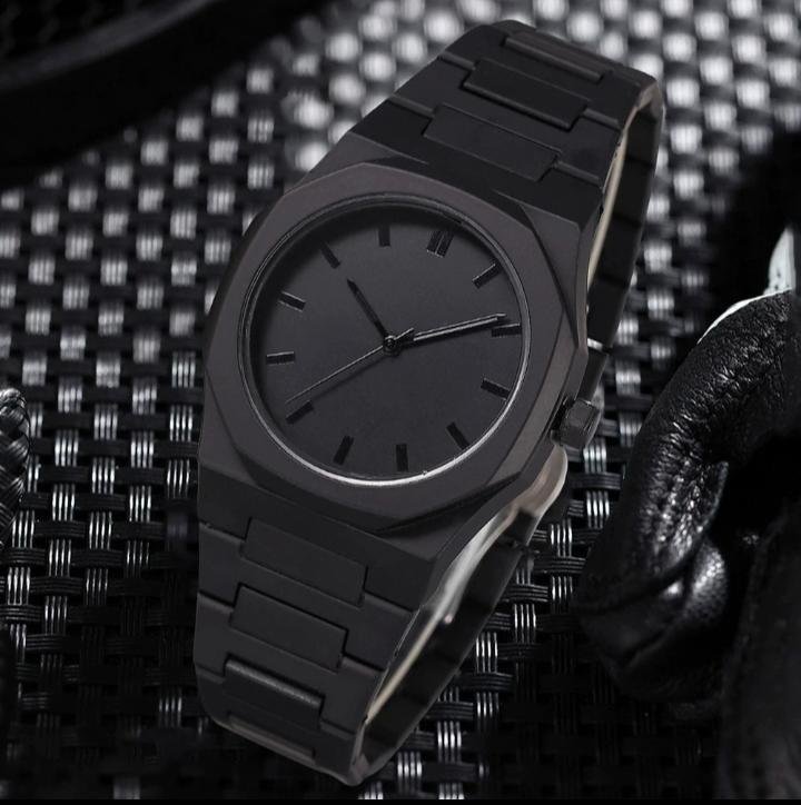 Montre noir Cardiff
