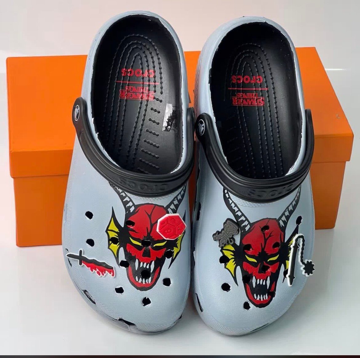 Chaussure ferme crocs